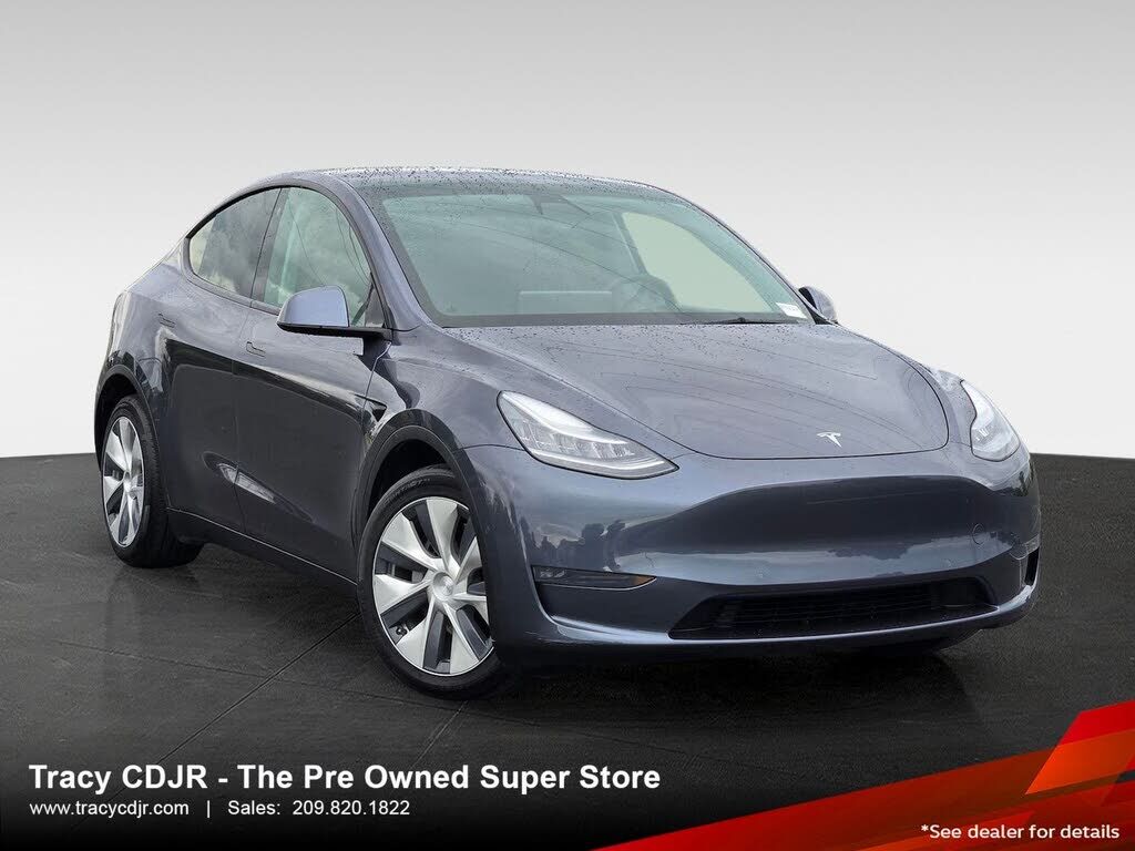 2021 TESLA Model Y