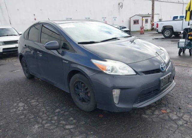 2015 TOYOTA PRIUS