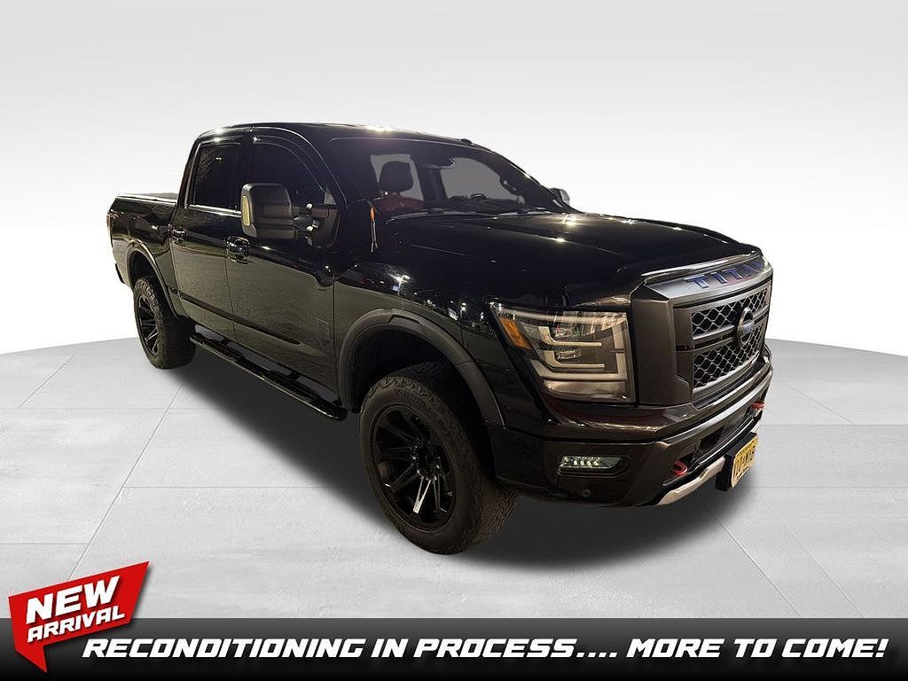 2020 NISSAN Titan