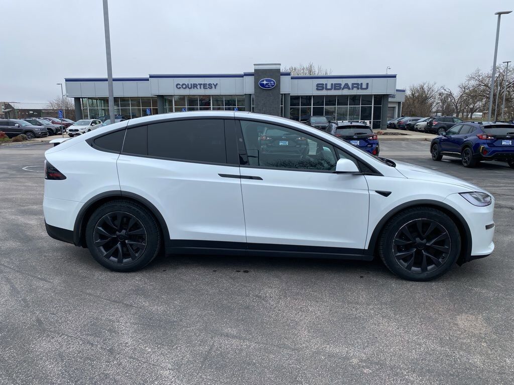 2023 TESLA Model X