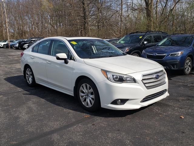 2017 SUBARU Legacy