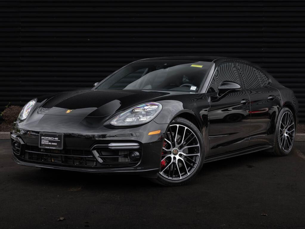 2023 PORSCHE Panamera