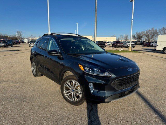 2022 FORD Escape