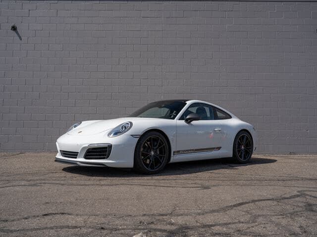 2019 PORSCHE 911