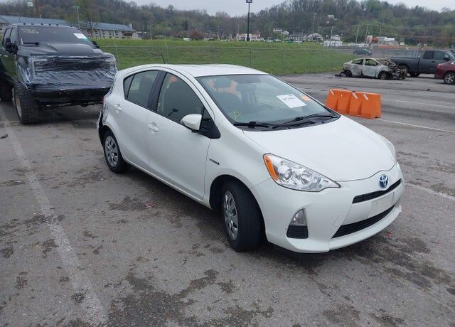 2014 TOYOTA Prius