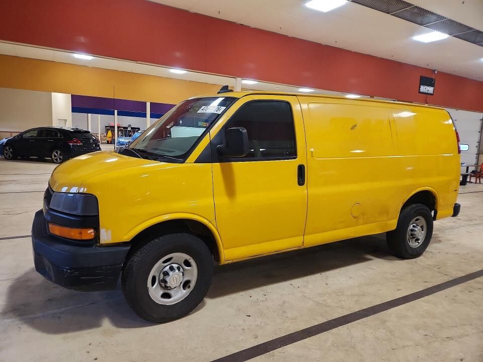 2019 CHEVROLET Express