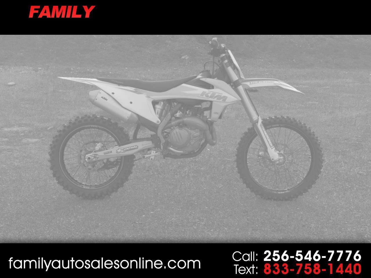 2020 KTM Closed Course Competition