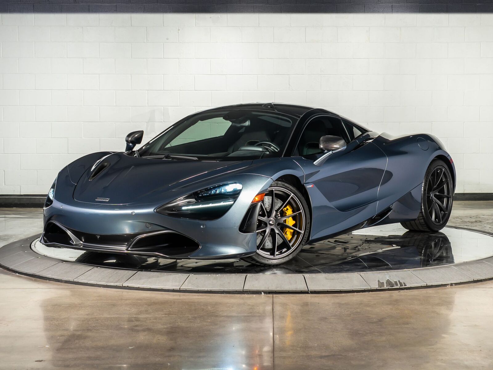 2021 MCLAREN 720S