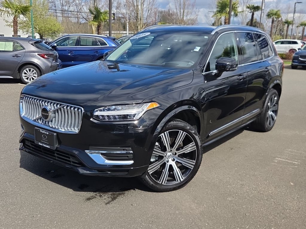 2025 VOLVO XC90