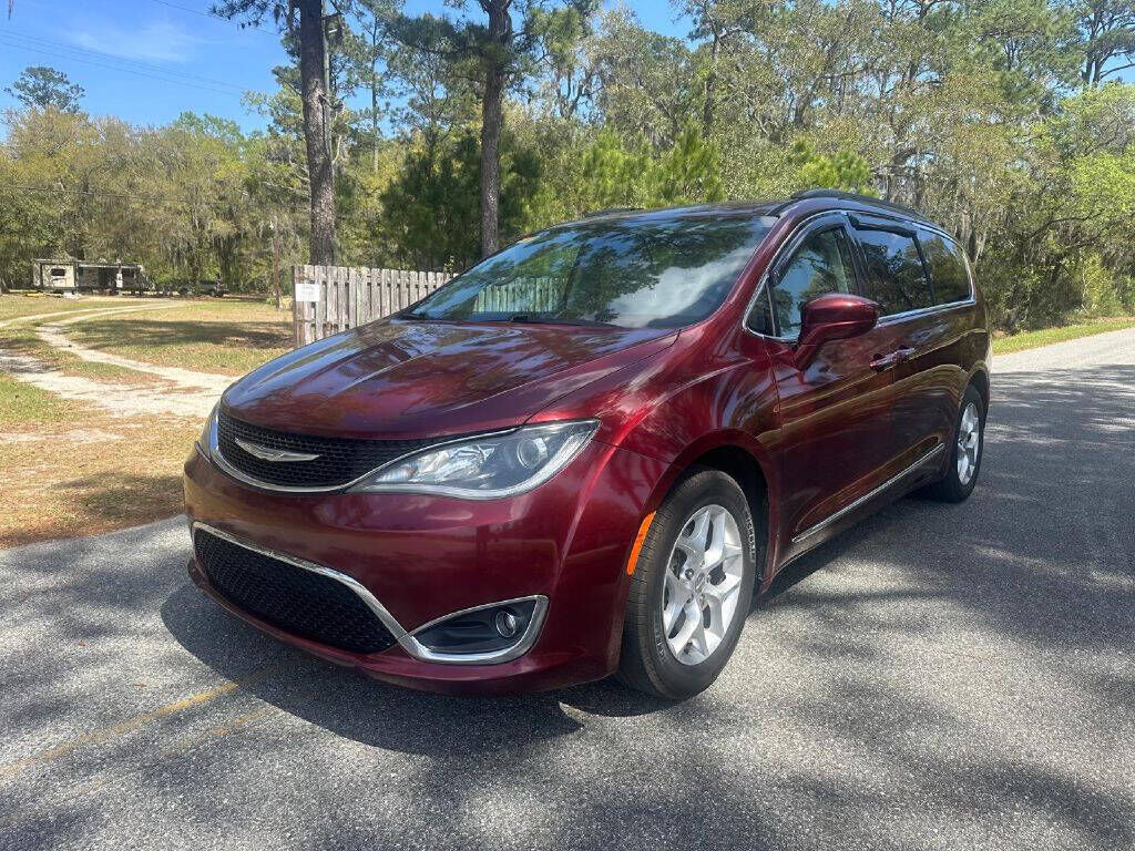 2017 CHRYSLER Pacifica