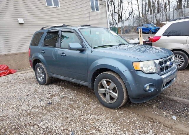 2011 FORD Escape