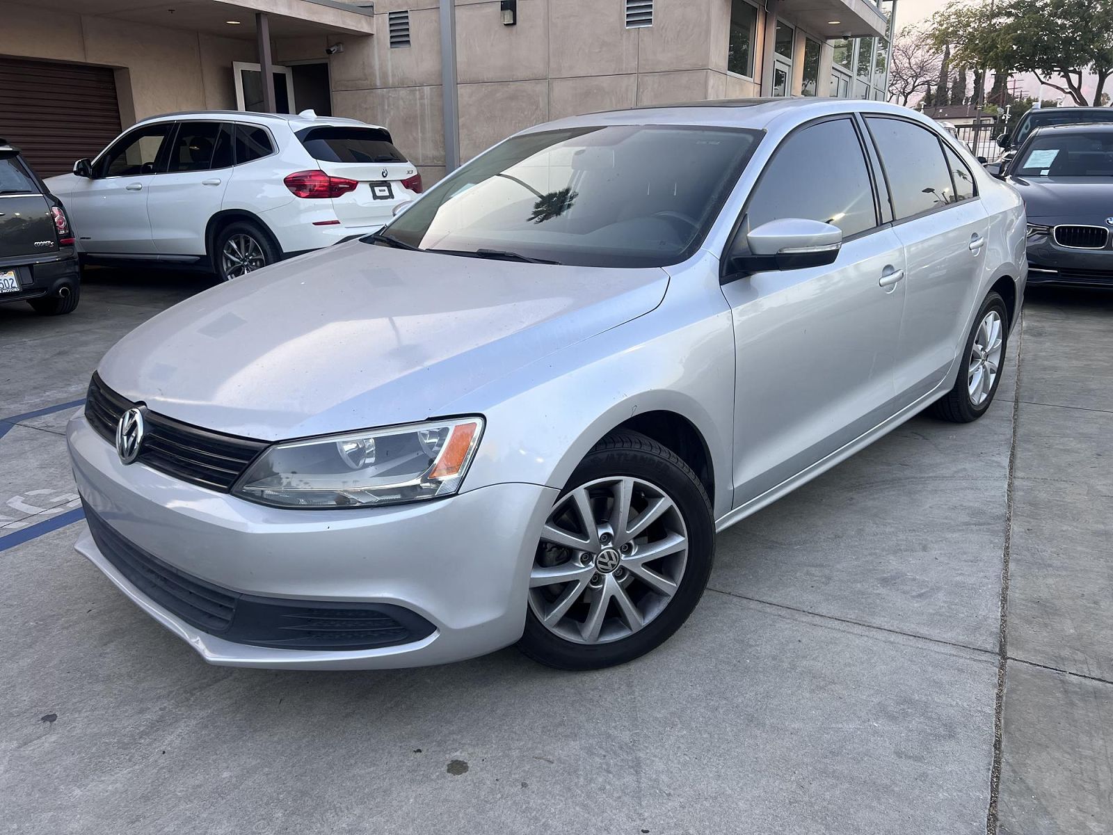 2012 VOLKSWAGEN Jetta