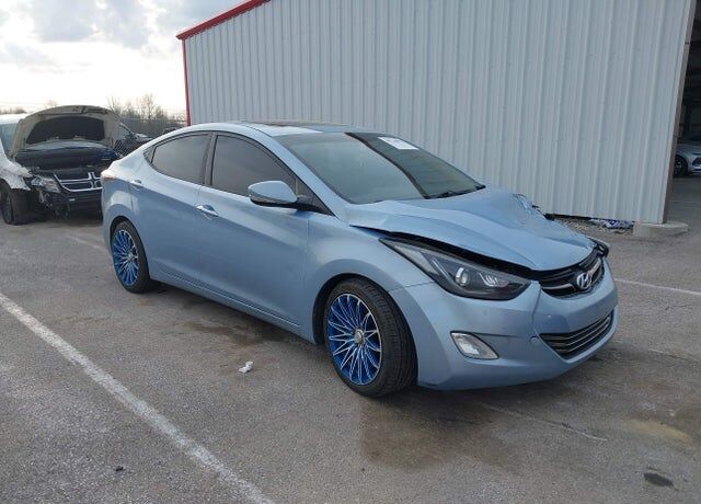 2012 HYUNDAI Elantra