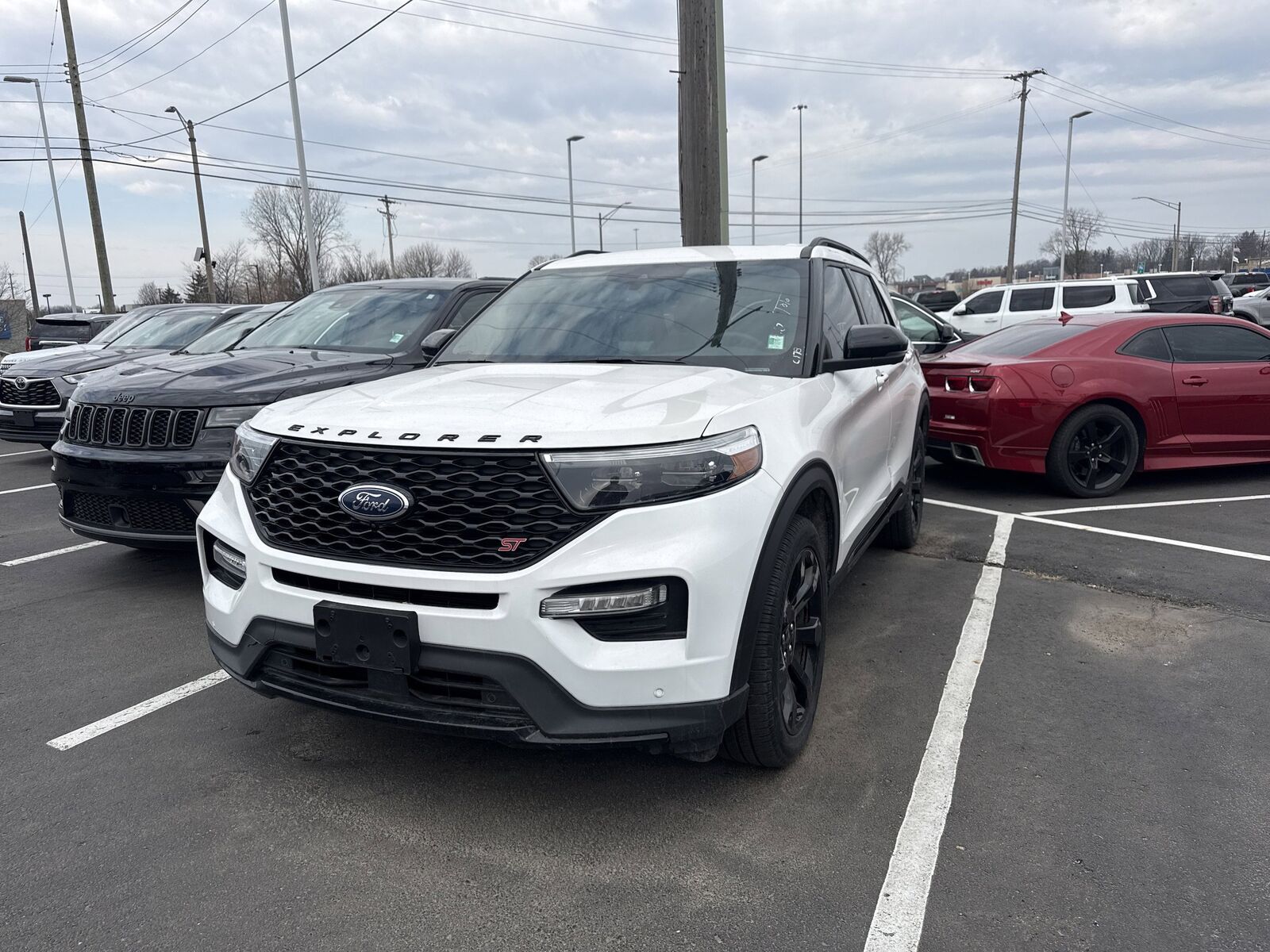 2023 FORD Explorer