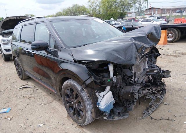2023 KIA Carnival