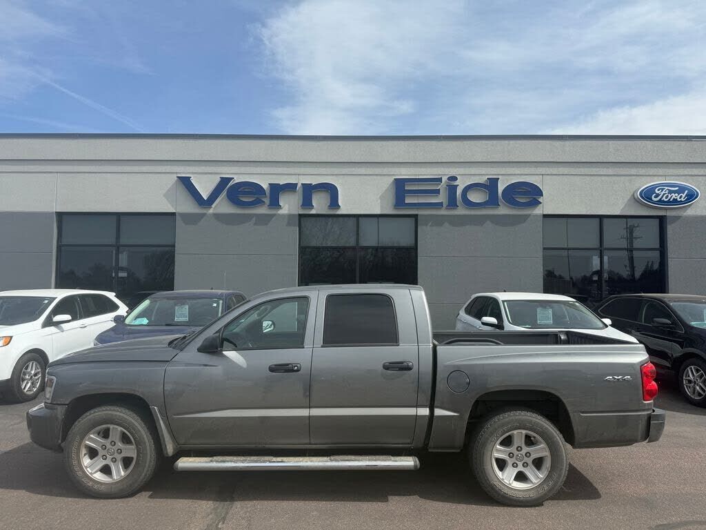 2011 DODGE Dakota