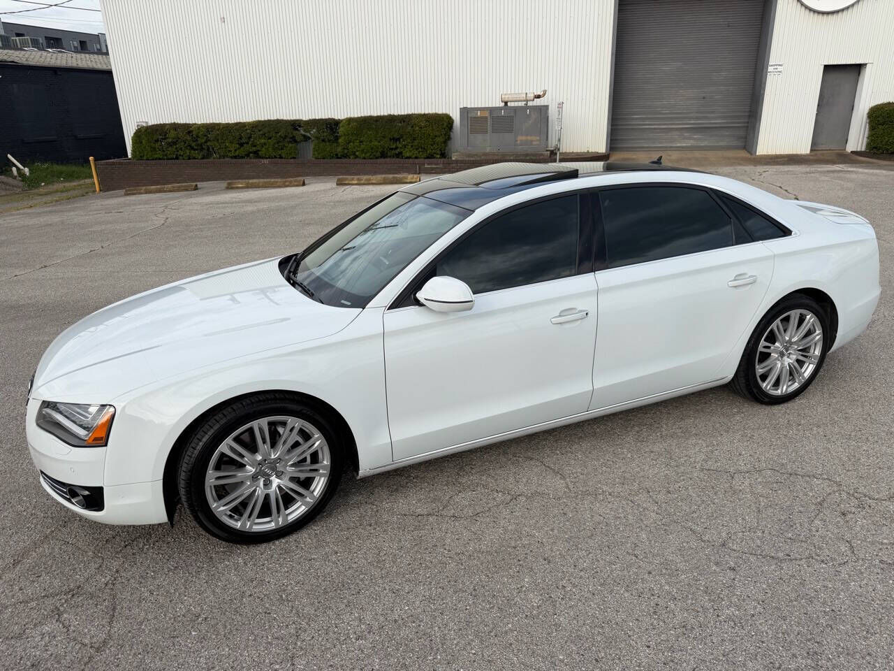 2014 AUDI A8