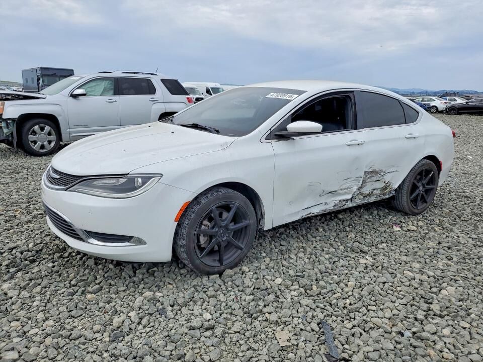 2016 CHRYSLER 200