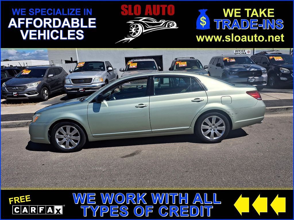 2005 TOYOTA Avalon