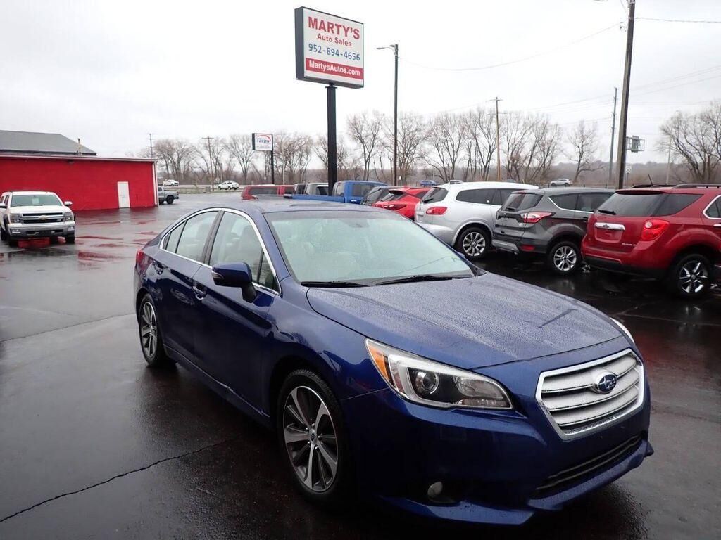 2016 SUBARU Legacy
