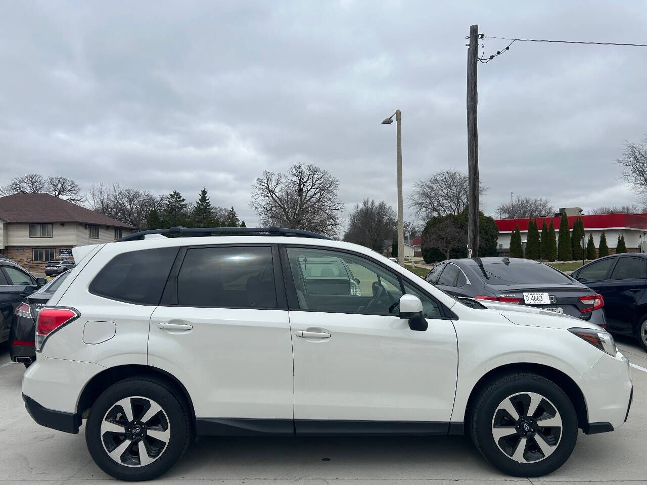 2017 SUBARU Forester