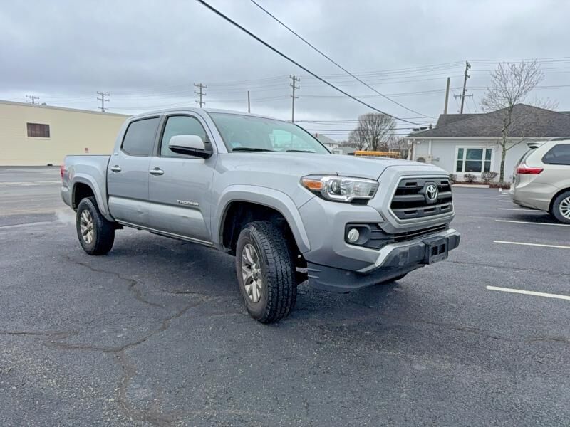 2016 TOYOTA Tacoma