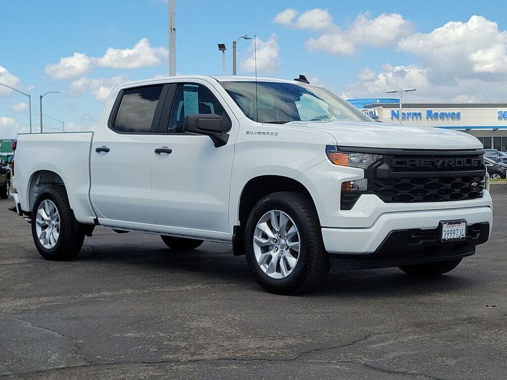 2026 CHEVROLET Silverado