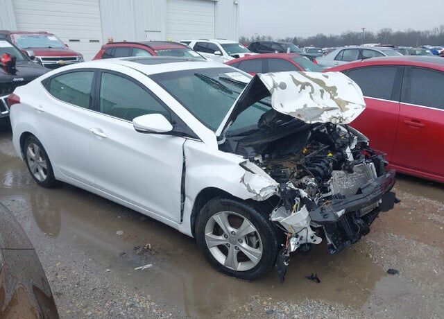 2016 HYUNDAI Elantra