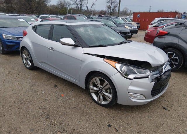 2017 HYUNDAI Veloster
