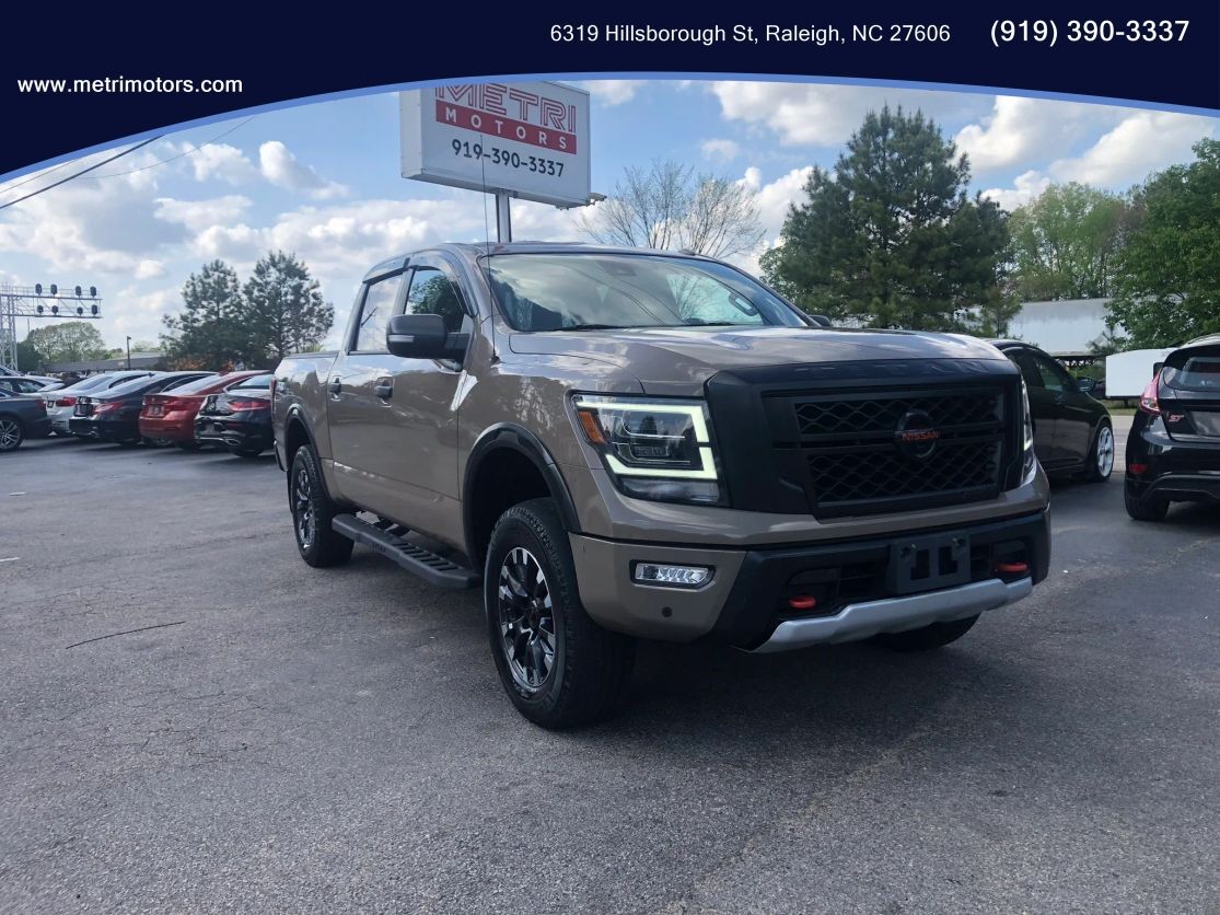 2020 NISSAN Titan
