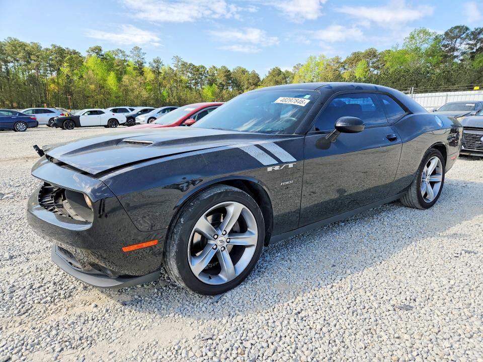 2017 DODGE Challenger