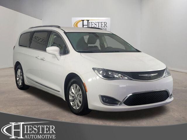 2019 CHRYSLER Pacifica