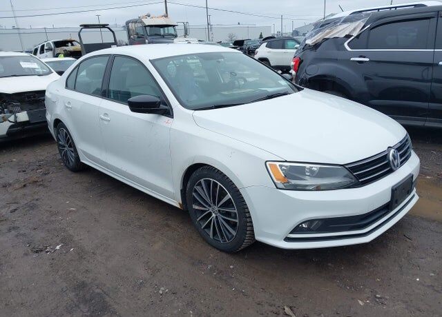 2016 VOLKSWAGEN Jetta