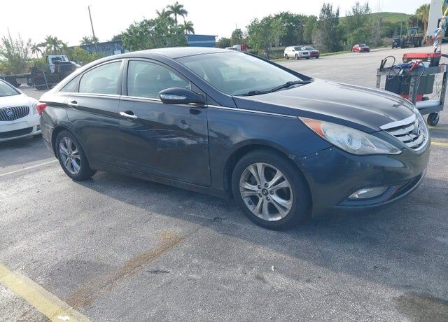 2011 HYUNDAI Sonata