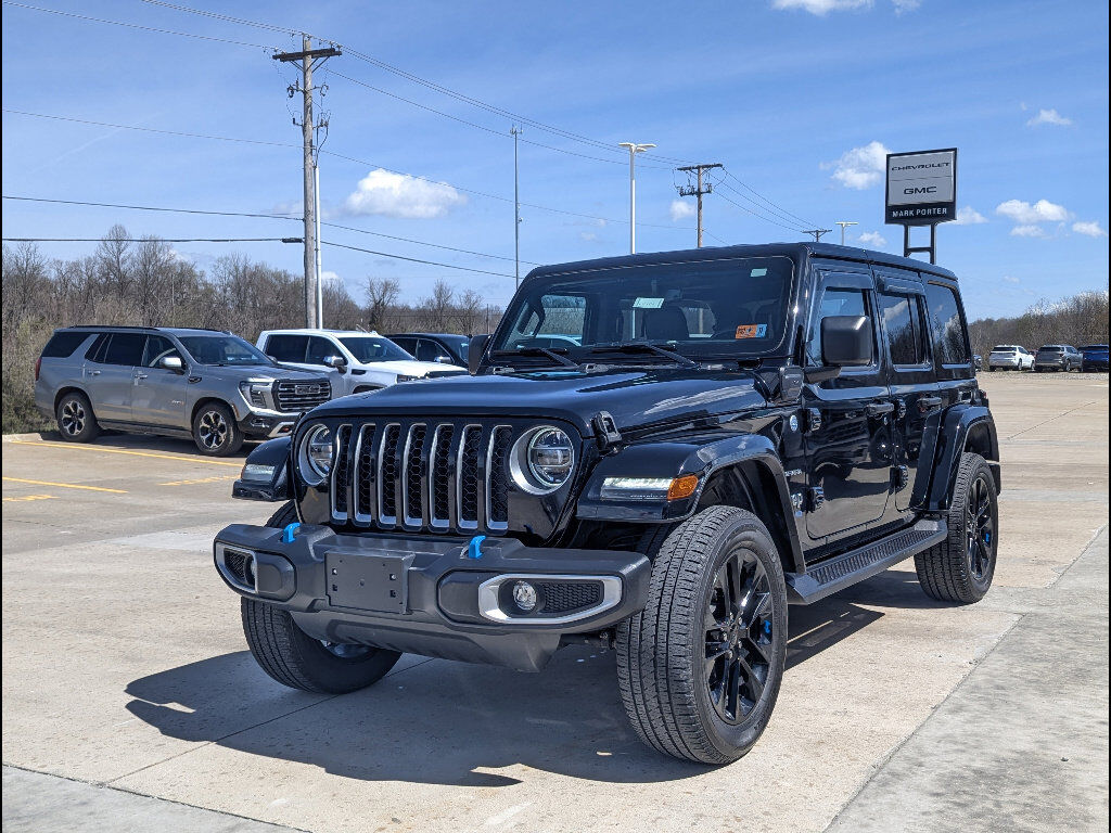2022 JEEP Wrangler