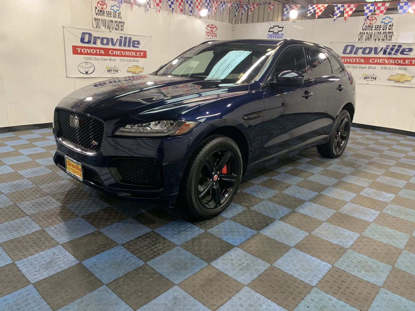 2017 JAGUAR F-Pace