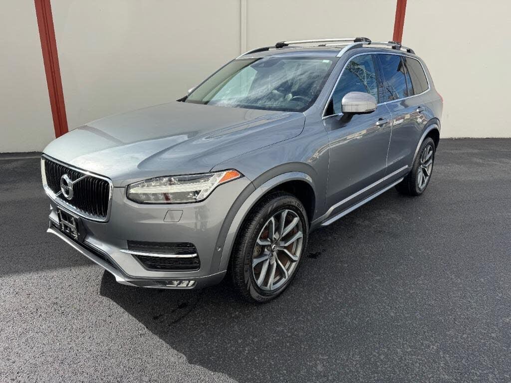 2017 VOLVO XC90