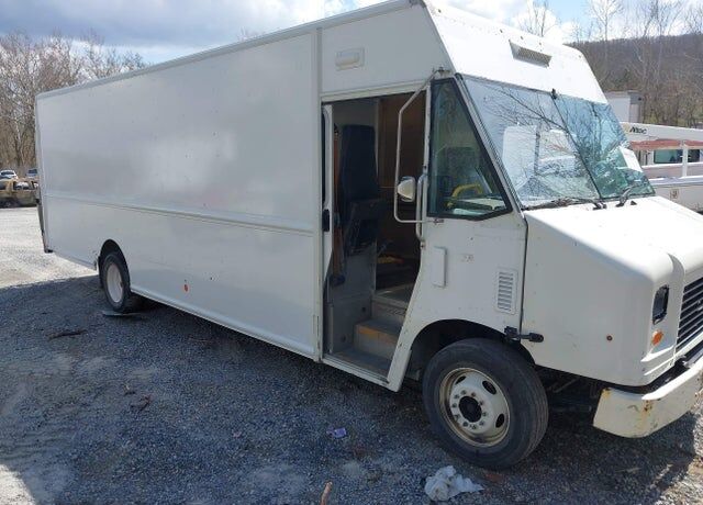 2017 FORD Commercial Chassis