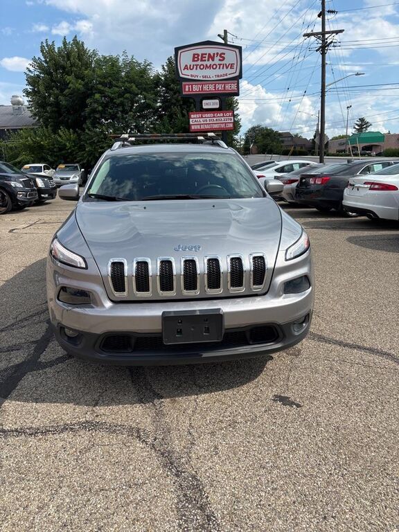 2017 JEEP Cherokee