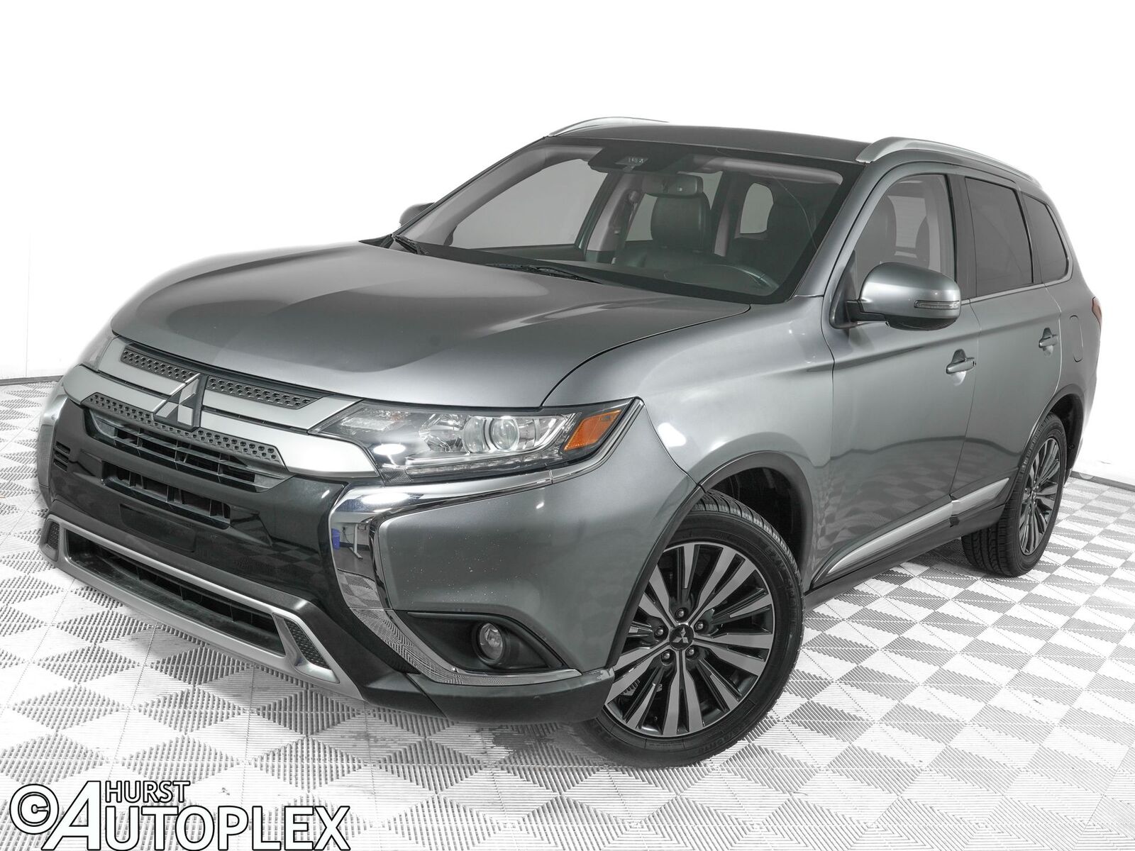 2020 MITSUBISHI Outlander