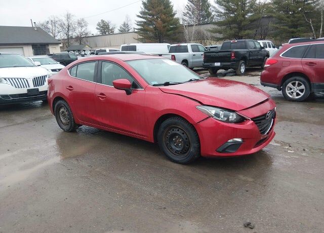 2016 MAZDA Mazda3