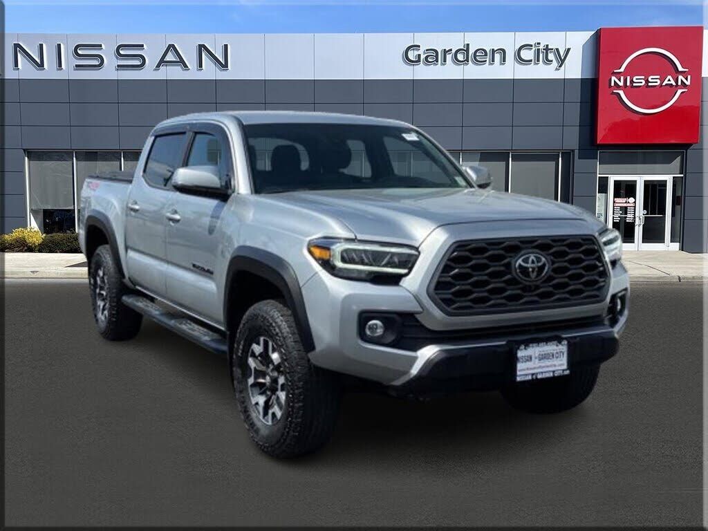 2023 TOYOTA Tacoma