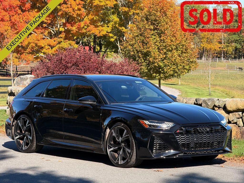 2022 AUDI RS6
