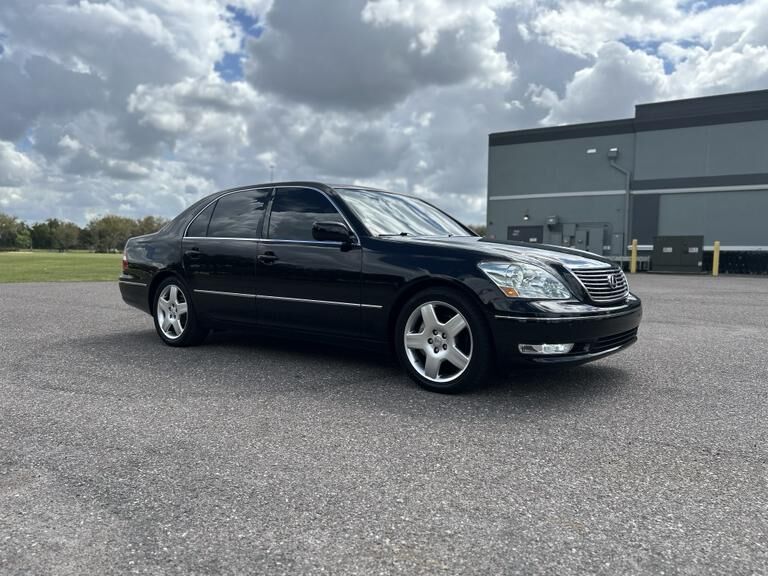 Lexus LS