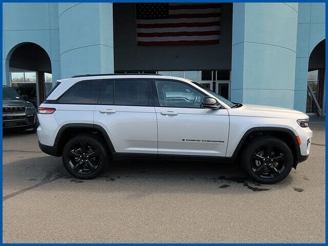 2023 JEEP Grand Cherokee