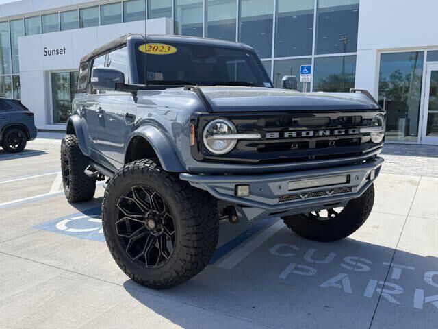 2023 FORD Bronco