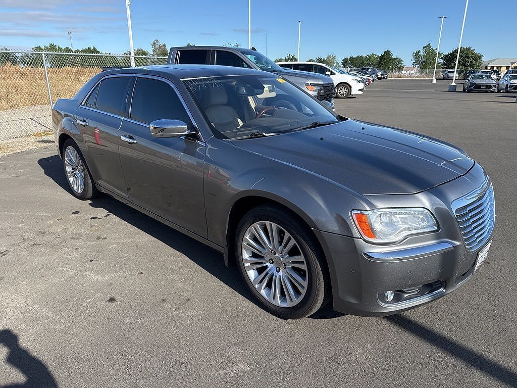 2011 CHRYSLER 300