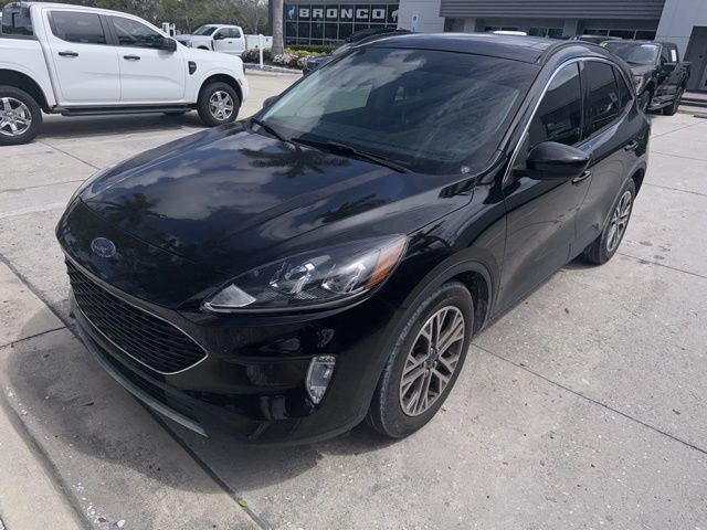 2021 FORD Escape