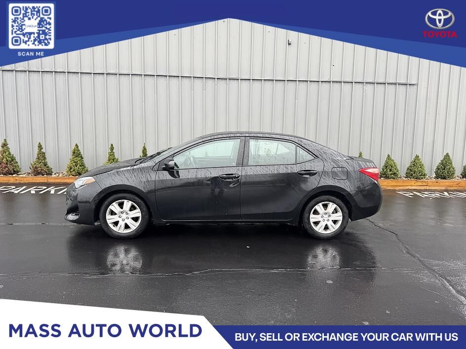 2018 TOYOTA Corolla