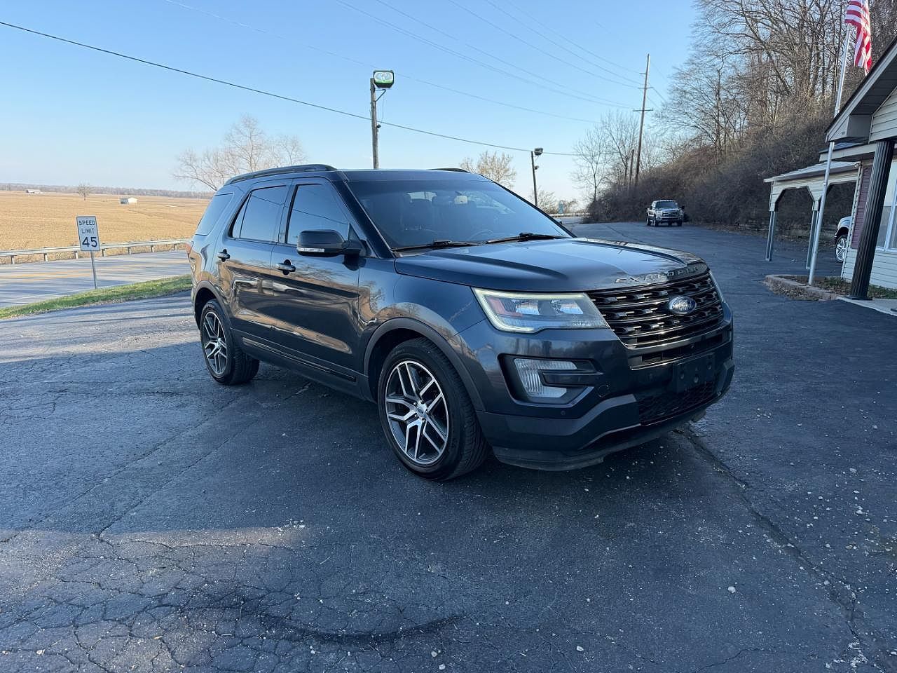 2017 FORD Explorer